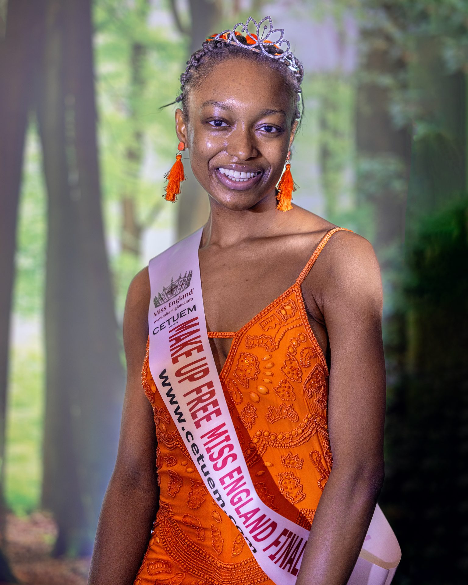 NEW MAKE UP FREE MISS LONDON ANNOUNCED AS ORIGIONAL WINNER WITHDRAWS