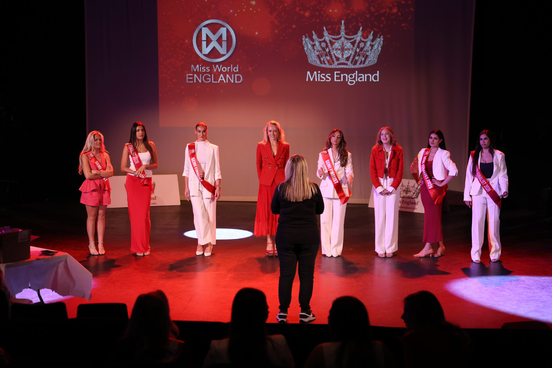 Ques-li De Bruin (18) from Northamptonshire Wins Semi final Talent Award at Miss England 